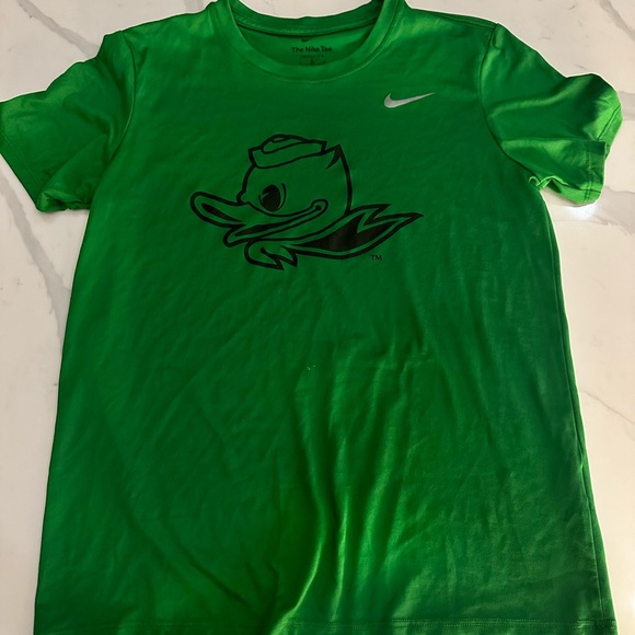 Oregon Ducks Tshirt - Picture 1 of 2